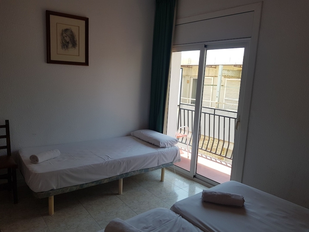 Imagen de la habitación del Hotel Castella. Foto 5