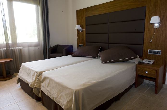 Imagen de la habitación del Hotel Castellarnau. Foto 5
