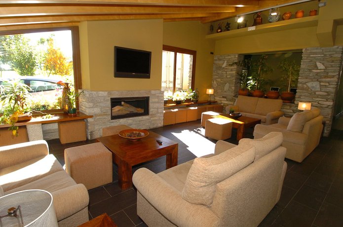 Imagen de los interiores del Hotel Castellarnau. Foto 18