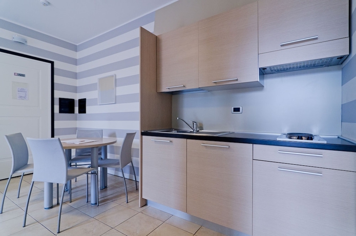 Imagen de la habitación del Hotel Castellaro Golf Resort. Foto 6