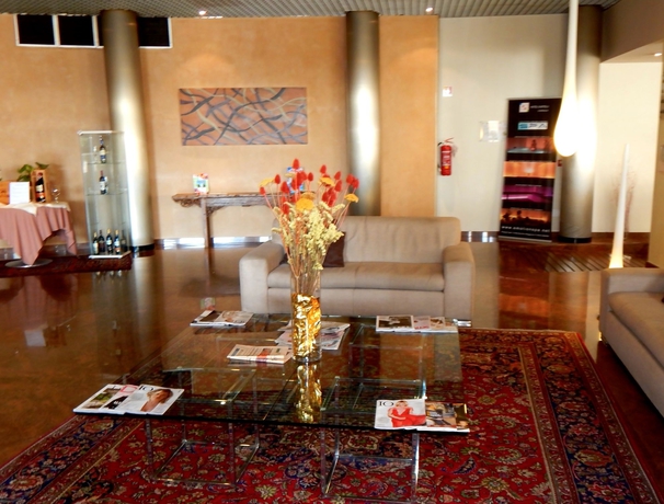 Imagen de los interiores del Hotel Castelli, Montecchio Maggiore. Foto 11