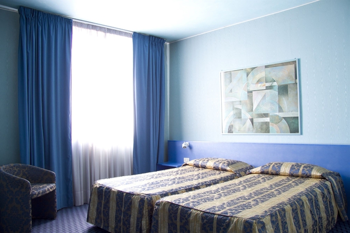 Imagen de la habitación del Hotel Castelli, Montecchio Maggiore. Foto 6