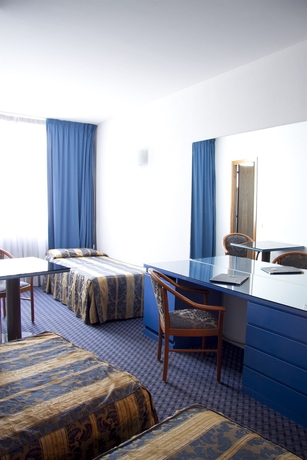 Imagen de la habitación del Hotel Castelli, Montecchio Maggiore. Foto 7