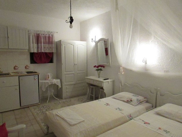 Imagen de la habitación del Hotel Castellino Studios. Foto 2