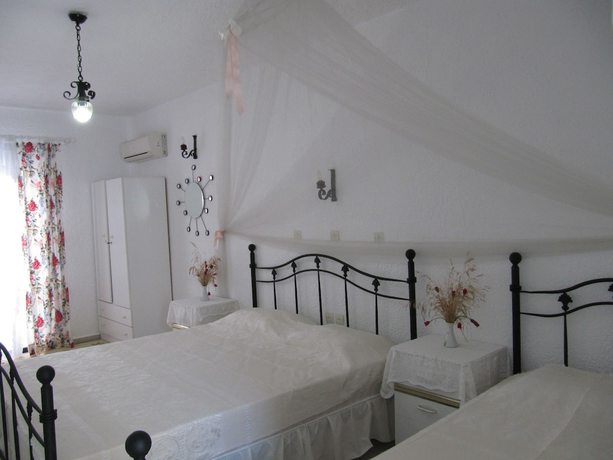 Imagen de la habitación del Hotel Castellino Studios. Foto 4