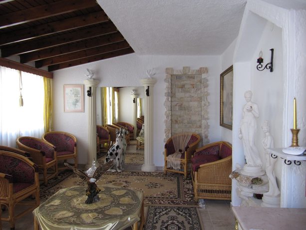 Imagen de los interiores del Hotel Castellino Studios. Foto 20