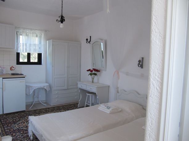 Imagen de la habitación del Hotel Castellino Studios. Foto 16