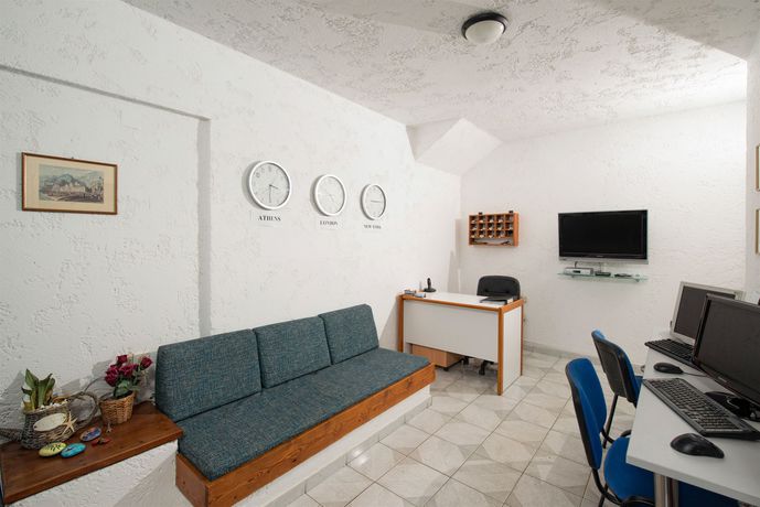 Imagen de la piscina del Hotel Castello Apts. Foto 6