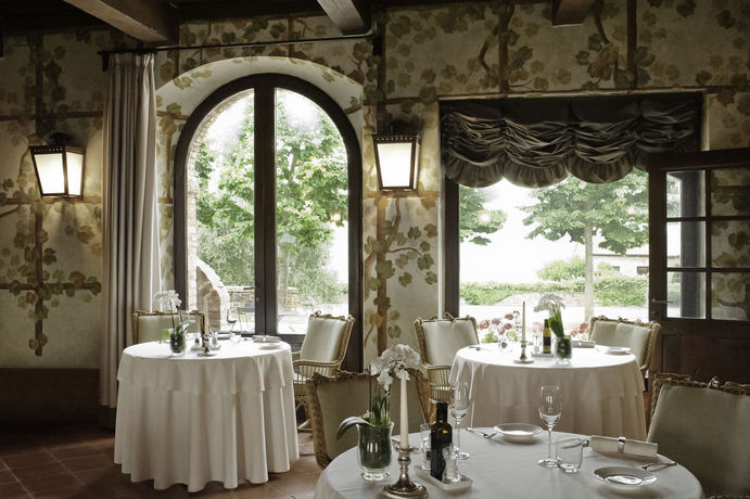 Imagen de la habitación del Hotel Castello Banfi - Il Borgo. Foto 11