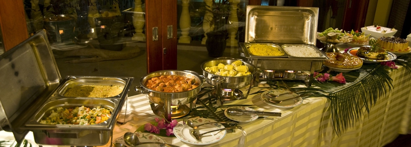 Imagen del bar/restaurante del Hotel Castello Beach. Foto 2