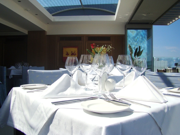 Imagen del bar/restaurante del Hotel Castello City. Foto 3