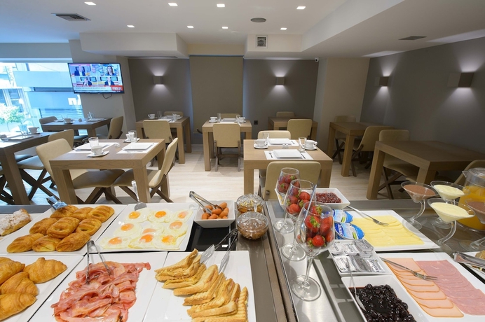 Imagen del bar/restaurante del Hotel Castello City, Patras. Foto 8
