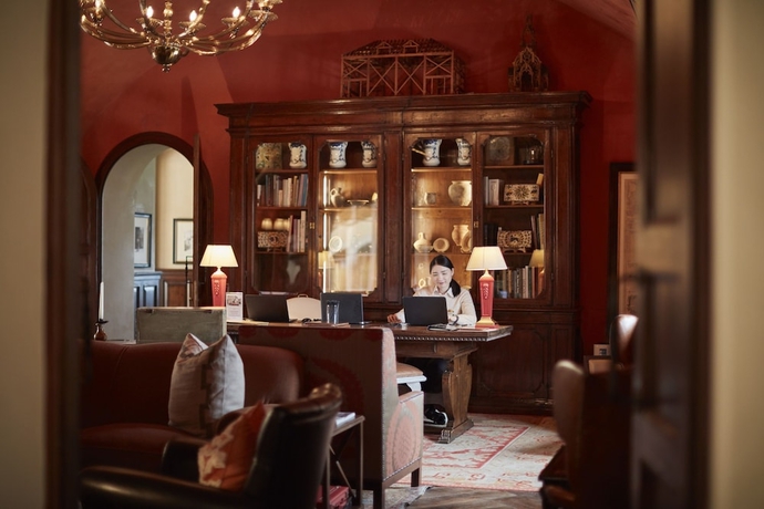 Imagen de los interiores del Hotel Castello Di Casole, A Belmond , Tuscany. Foto 19