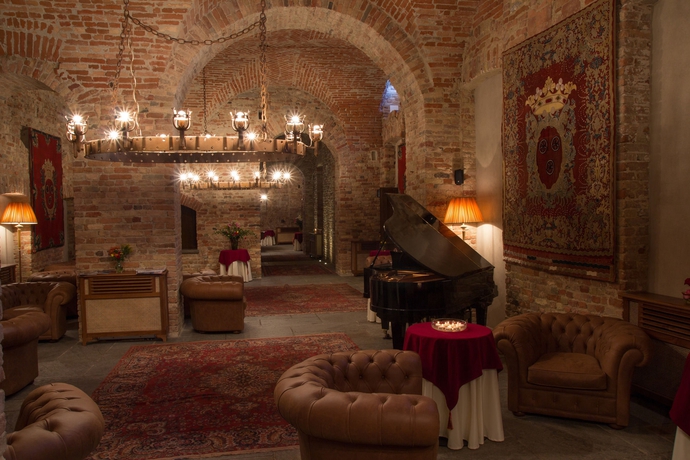 Imagen de los interiores del Hotel Castello Di Guarene. Foto 14