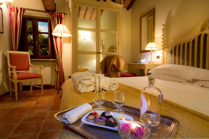 Imagen de la habitación del Hotel Castello Di Leonina Relais. Foto 10