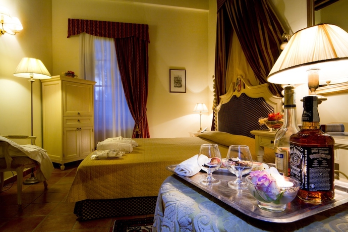 Imagen de la habitación del Hotel Castello Di Leonina Relais. Foto 12