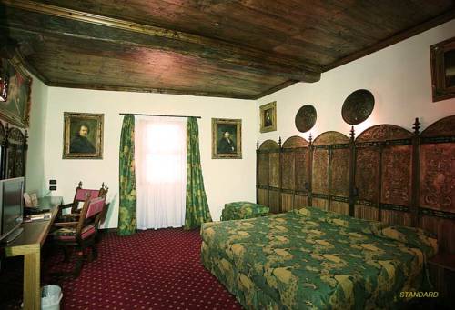 Imagen de la habitación del Hotel Castello Di Pavone. Foto 2