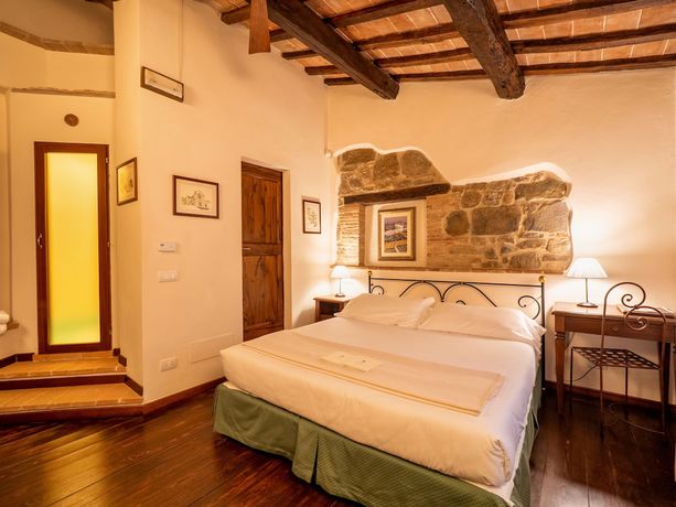 Imagen de la habitación del Hotel Castello Di Petrata. Foto 10