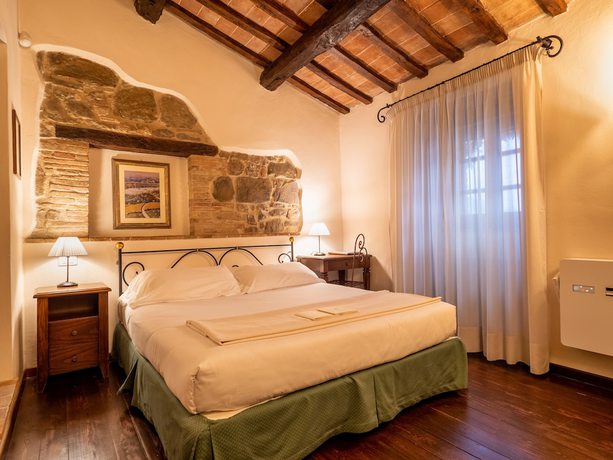Imagen de la habitación del Hotel Castello Di Petrata. Foto 12
