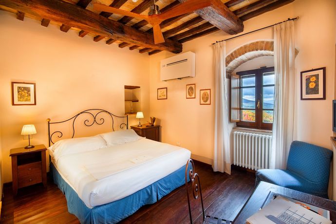 Imagen de la habitación del Hotel Castello Di Petrata. Foto 14