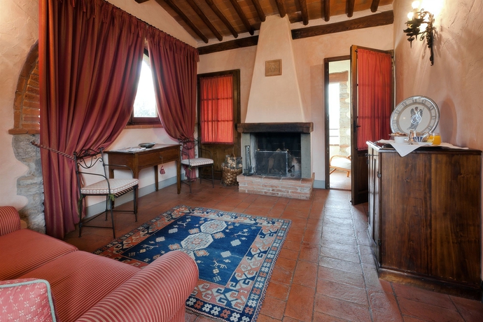 Imagen de los interiores del Hotel Castello Di Spaltenna. Foto 7