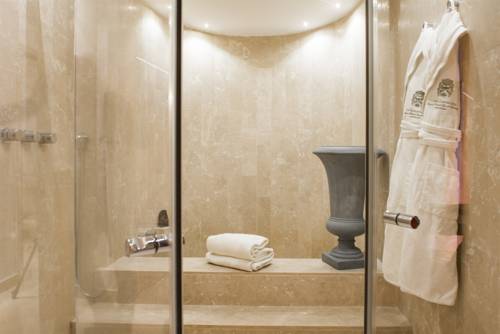 Imagen de la habitación del Hotel Castello Di Velona Resort Thermal Spa and Winery. Foto 12