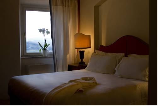 Imagen de la habitación del Hotel Castello Di Velona Resort Thermal Spa and Winery. Foto 16