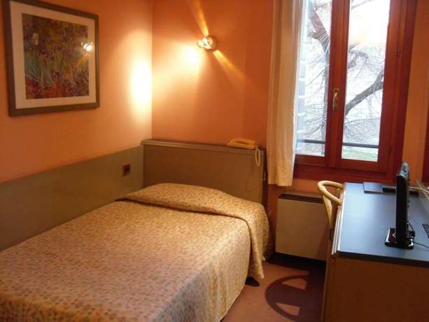 Imagen de la habitación del Hotel Castello, Este. Foto 6