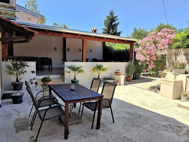 Imagen general del Hotel Castello Gulich. Foto 17