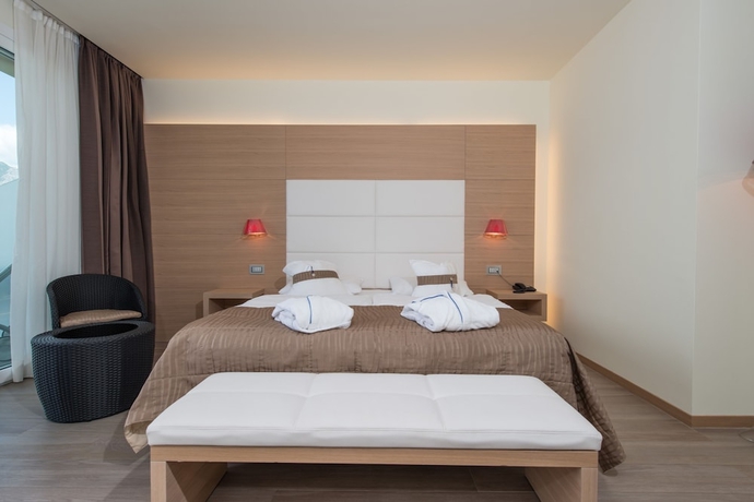 Imagen de la habitación del Hotel Castello Lake Front. Foto 15