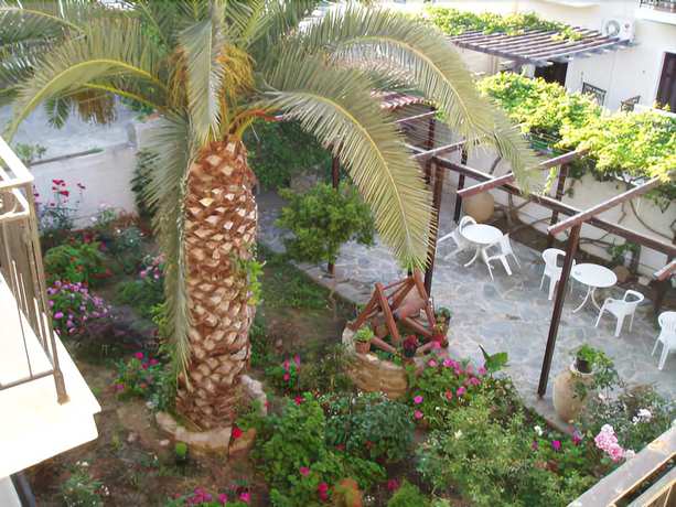 Imagen de los exteriores del Hotel Castello, Methoni Municipal Unit. Foto 17