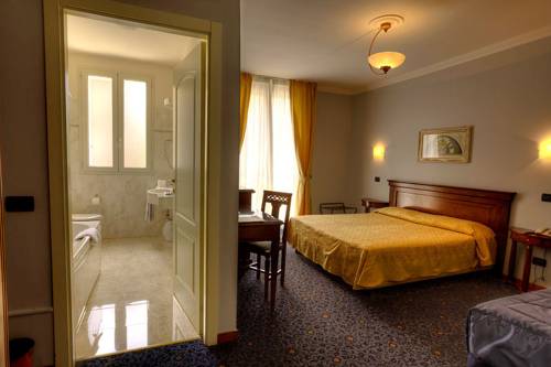Imagen de la habitación del Hotel Castello, Modena. Foto 4