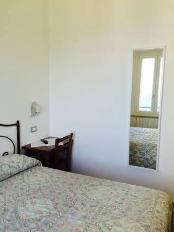 Imagen de la habitación del Hotel Castello Monticello. Foto 7
