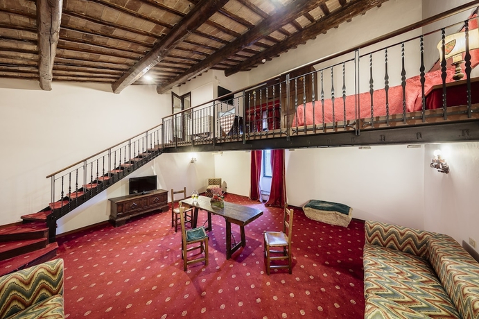 Imagen de la habitación del Hotel Castello Orsini. Foto 11