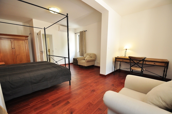 Imagen de la habitación del Hotel Castello Risano. Foto 3