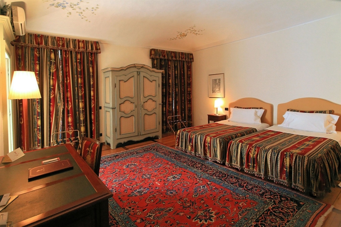 Imagen de la habitación del Hotel Castello Rosso. Foto 8