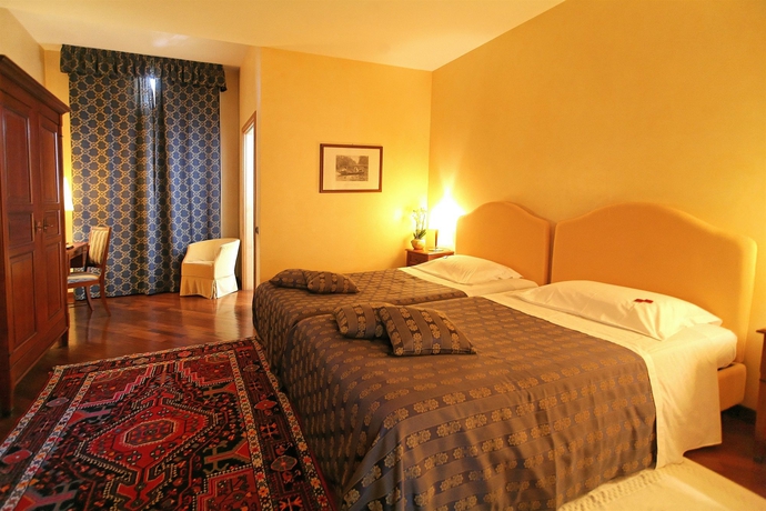 Imagen de la habitación del Hotel Castello Rosso. Foto 9