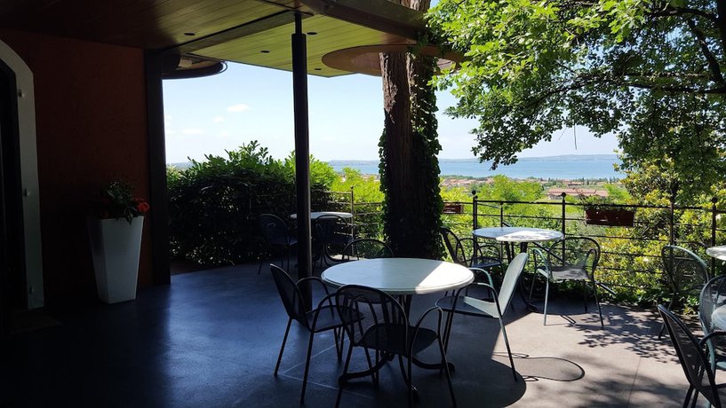 Imagen de los exteriores del Hotel Castello S. Antonio. Foto 15