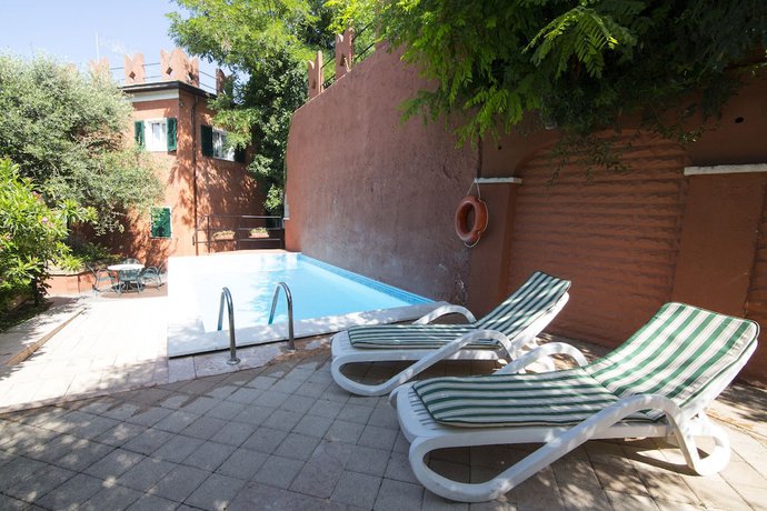 Imagen de la piscina del Hotel Castello S. Antonio. Foto 19
