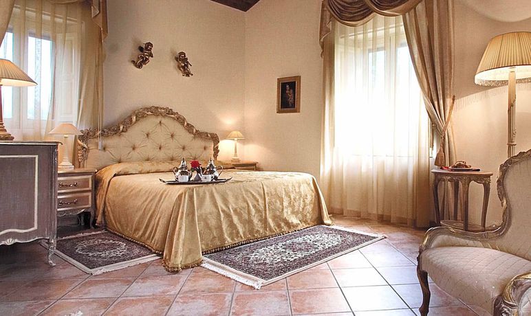 Imagen de la habitación del Hotel Castello San Marco Charming and Spa. Foto 2