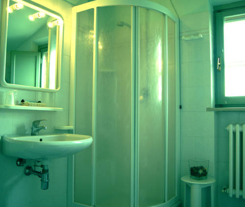 Imagen de la habitación del Hotel Castello, San Rocco a Pilli. Foto 5