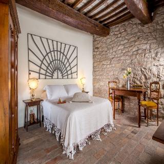 Imagen general del Hotel Castello Valenzino. Foto 16