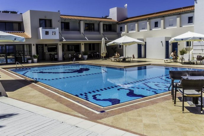 Imagen general del Hotel Castello Village Hotel. Foto 16