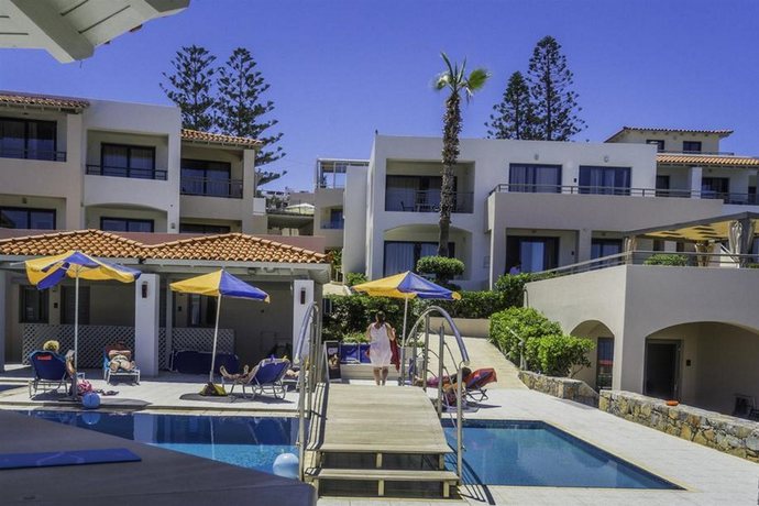 Imagen general del Hotel Castello Village Hotel. Foto 7