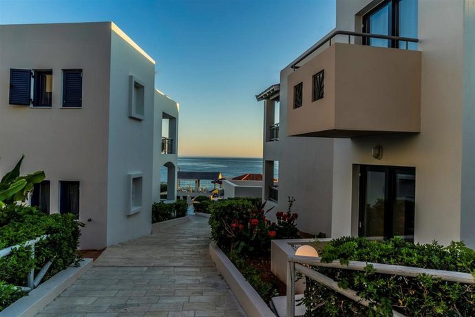 Imagen general del Hotel Castello Village Hotel. Foto 12