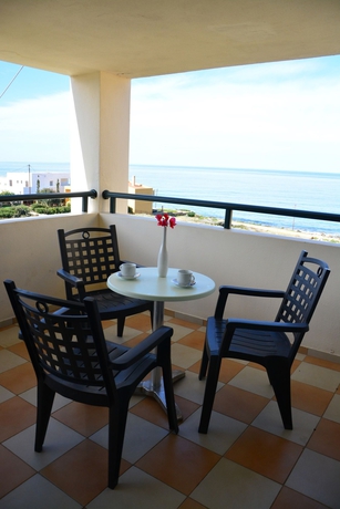 Imagen de la habitación del Hotel Castello Village Resort. Foto 6