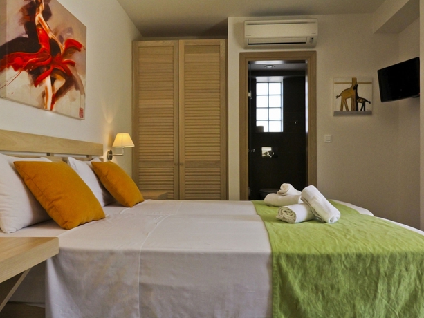 Imagen de la habitación del Hotel Castello Village Resort. Foto 11