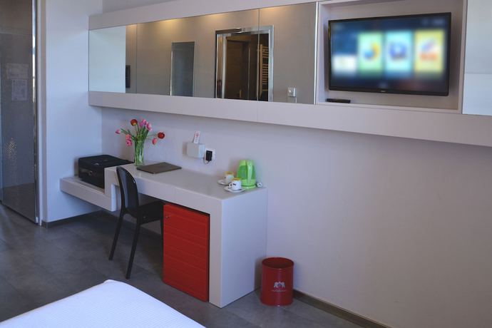 Imagen de la habitación del Hotel Castello di Montaldo Torino. Foto 6