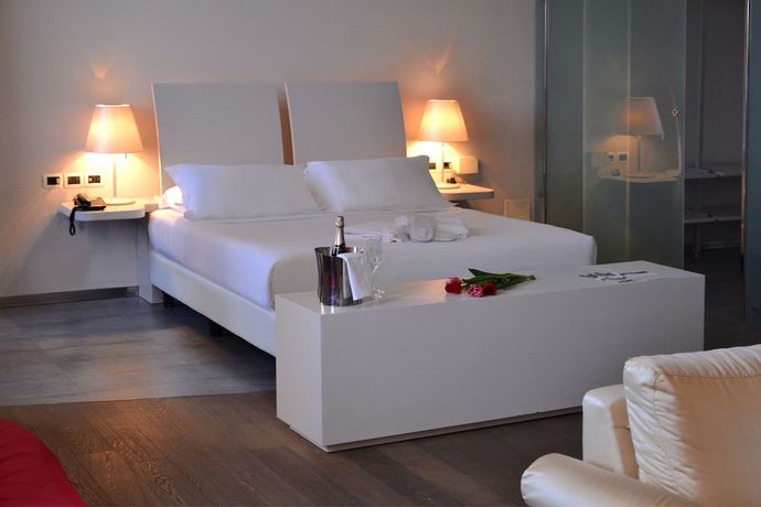 Imagen de la habitación del Hotel Castello di Montaldo Torino. Foto 19