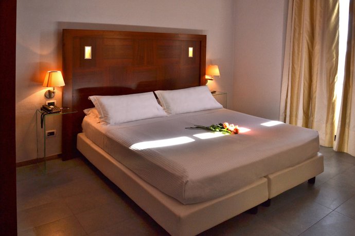 Imagen de la habitación del Hotel Castello di Montaldo Torino. Foto 20